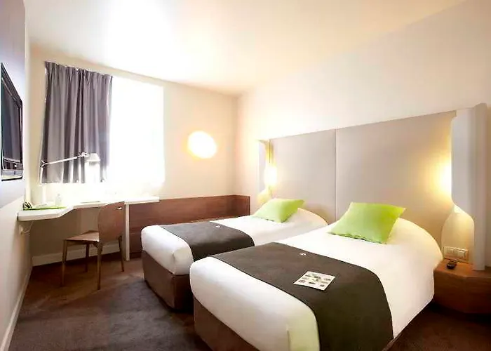 Hotell Campanile Biarritz