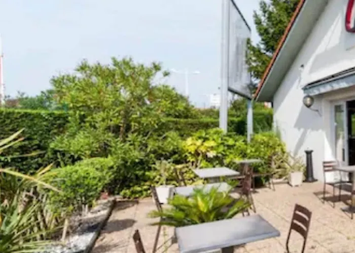 Campanile 3* Μπιαρίτζ